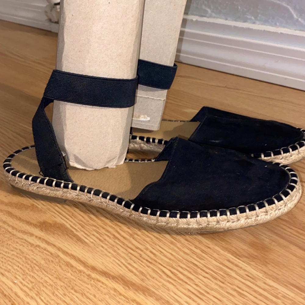 Summer shoes